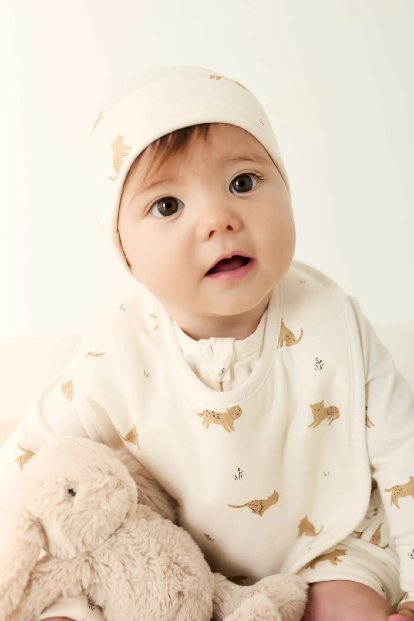 Organic Cotton Bib - Lenny Leopard Cloud